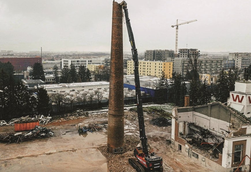 VOLVO EC750E HIGH REACH RAISES THE BAR ON DEMOLITION IN AUSTRIA
